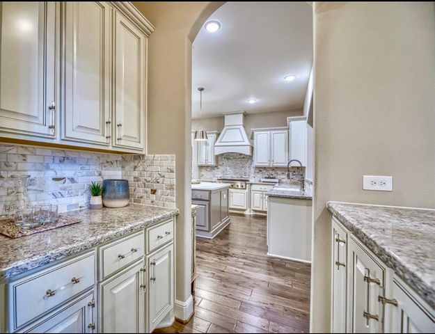 12821 N Palomino Lake Circle, Cypress, TX 77429