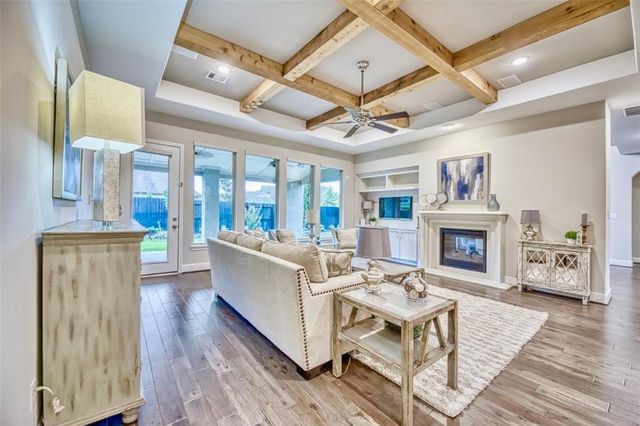 12821 N Palomino Lake Circle, Cypress, TX 77429