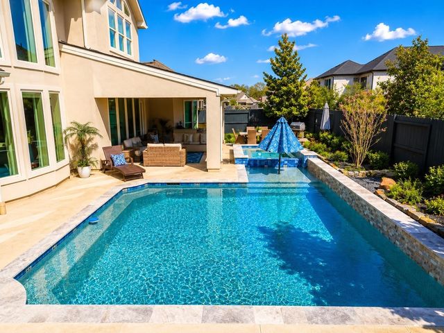 12821 N Palomino Lake Circle, Cypress, TX 77429