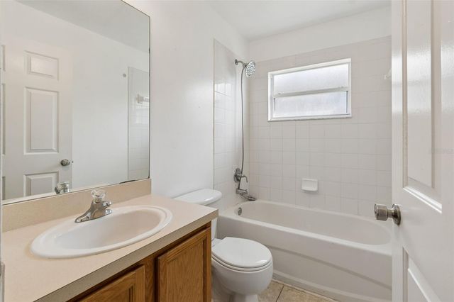 7643 WEEHAWKEN DRIVE, Zephyrhills, FL 33540