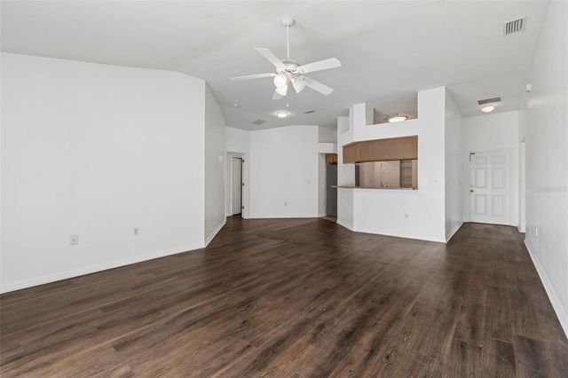 7643 WEEHAWKEN DRIVE, Zephyrhills, FL 33540