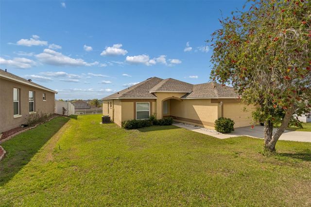 7643 WEEHAWKEN DRIVE, Zephyrhills, FL 33540