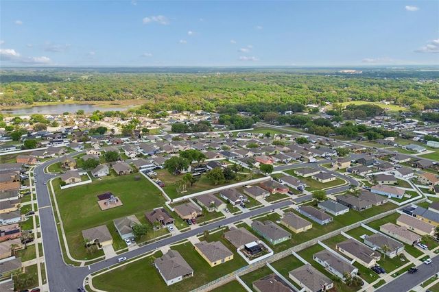 7643 WEEHAWKEN DRIVE, Zephyrhills, FL 33540