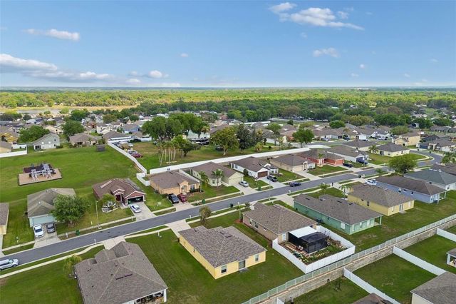 7643 WEEHAWKEN DRIVE, Zephyrhills, FL 33540