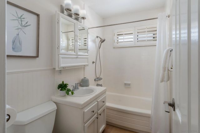 4549 Lyric Ln, San Diego, CA 92117