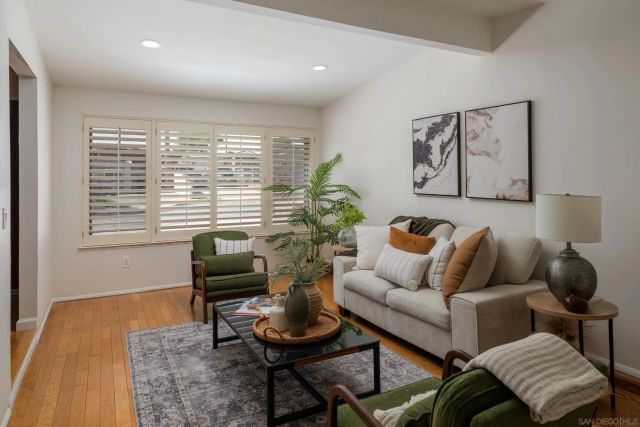 4549 Lyric Ln, San Diego, CA 92117