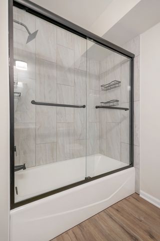 847 E Coach Road 1, Palatine, IL 60074