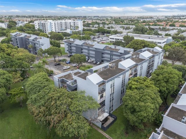 210 Fontainebleau Boulevard 410, Miami, FL 33172