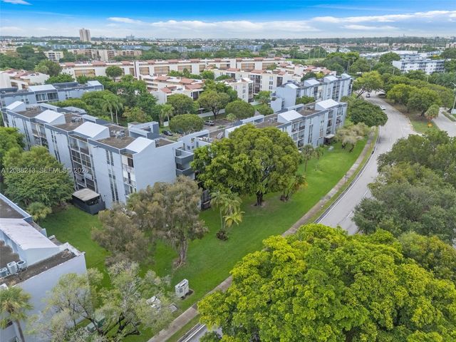 210 Fontainebleau Boulevard 410, Miami, FL 33172