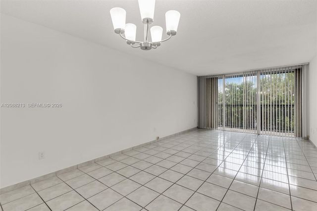 210 Fontainebleau Boulevard 410, Miami, FL 33172
