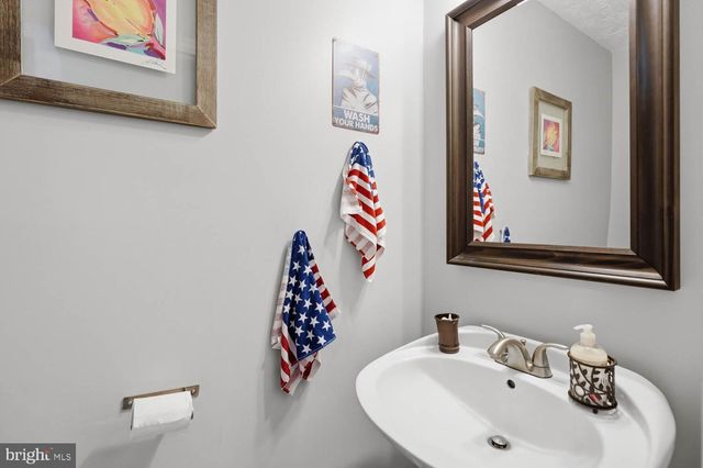 12844 VALLEYHILL ST, Woodbridge, VA 22192