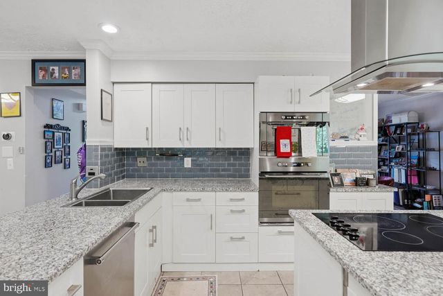 12844 VALLEYHILL ST, Woodbridge, VA 22192