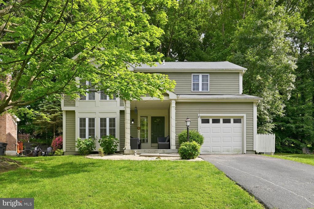 12844 VALLEYHILL ST, Woodbridge, VA 22192