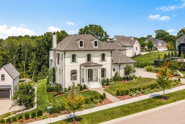 8073 Heirloom Blvd, College Grove, TN 37046