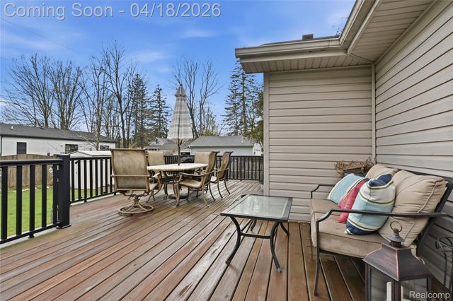 503 W Hamburg Street, Pinckney Village, MI 48169