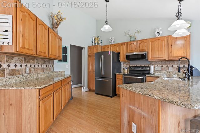 503 W Hamburg Street, Pinckney Village, MI 48169