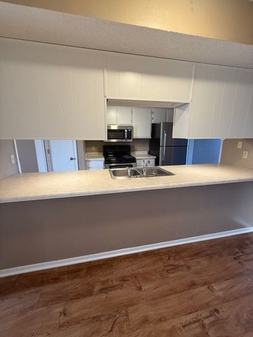 782 N Storer Avenue, Fayetteville, AR 72701