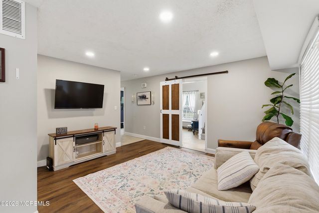 22 Bunker Hill Drive, Howell, NJ 07731