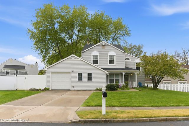 22 Bunker Hill Drive, Howell, NJ 07731