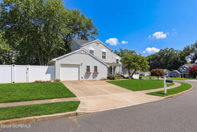 22 Bunker Hill Drive, Howell, NJ 07731