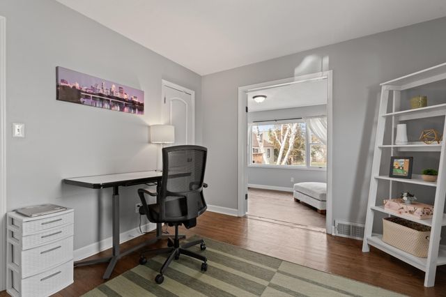 1053 3rd Avenue SE, Rochester, MN 55904