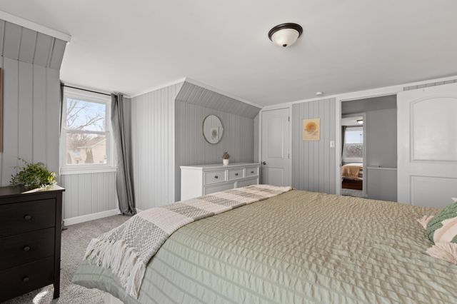 1053 3rd Avenue SE, Rochester, MN 55904