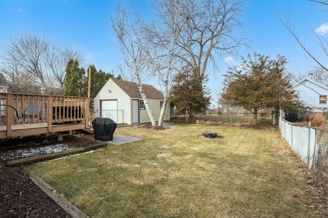 1053 3rd Avenue SE, Rochester, MN 55904
