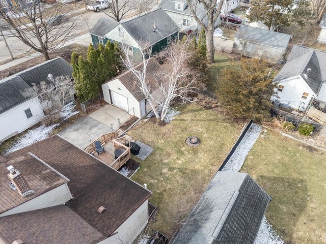 1053 3rd Avenue SE, Rochester, MN 55904