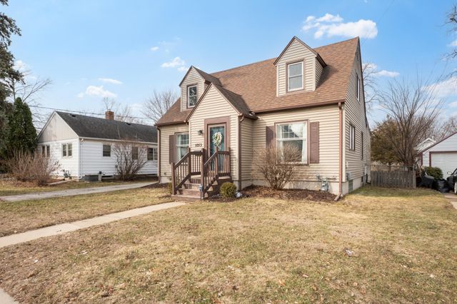 1053 3rd Avenue SE, Rochester, MN 55904