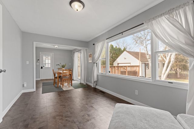 1053 3rd Avenue SE, Rochester, MN 55904