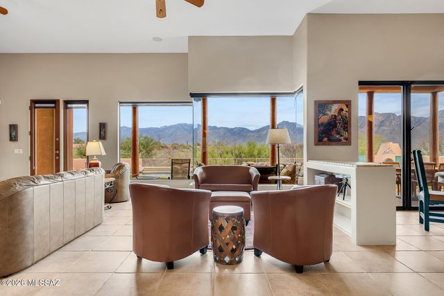 439 W Coyote Moon Place, Oro Valley, AZ 85755