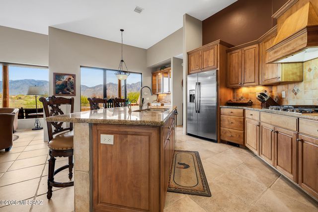 439 W Coyote Moon Place, Oro Valley, AZ 85755
