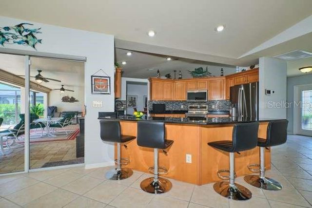 844 NE 6TH AVENUE, Cape Coral, FL 33909