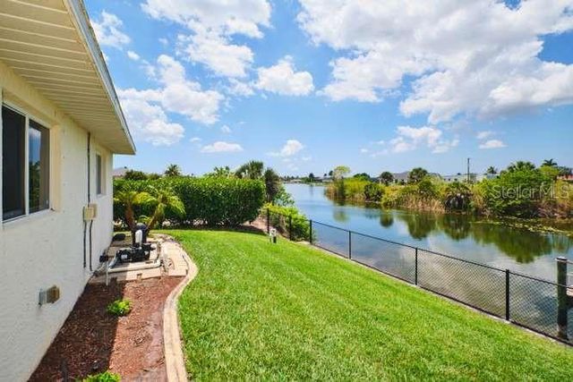 844 NE 6TH AVENUE, Cape Coral, FL 33909