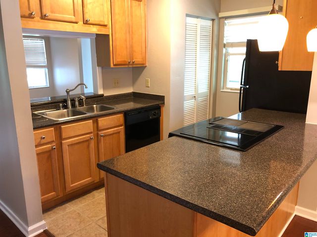 1606 Morning Sun Cir, Birmingham, AL 35242