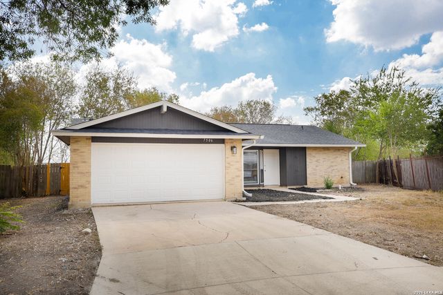 7506 LINCOLN VILLAGE DR, San Antonio, TX 78244