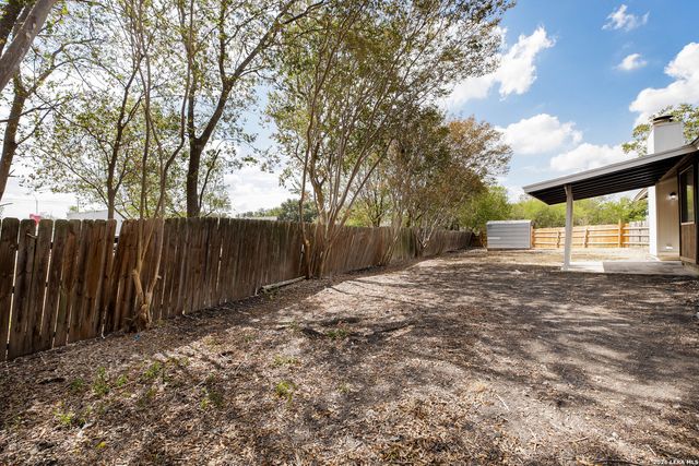 7506 LINCOLN VILLAGE DR, San Antonio, TX 78244