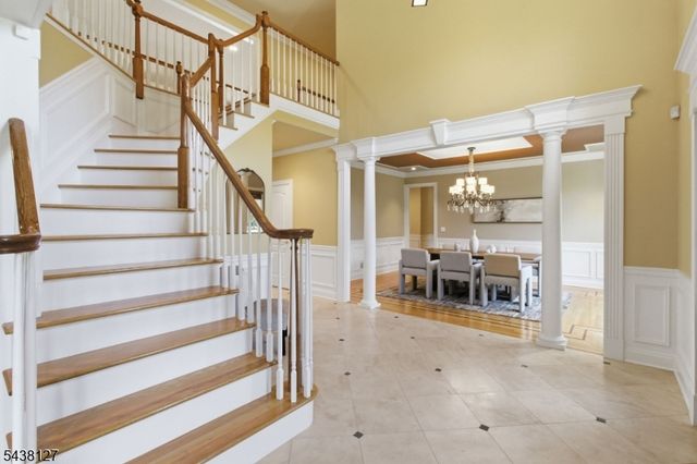 2 Michele Crossing, Raritan Twp., NJ 08822