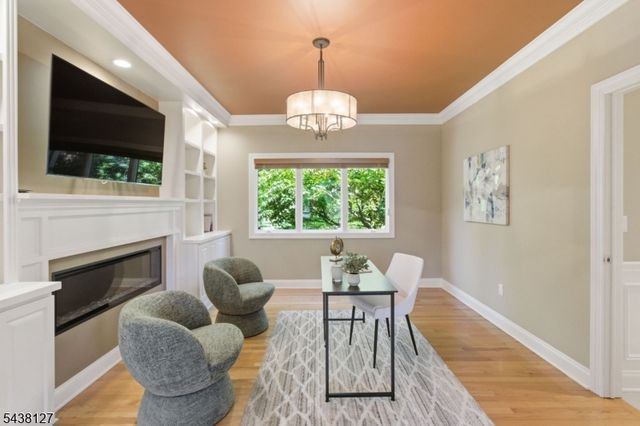 2 Michele Crossing, Raritan Twp., NJ 08822