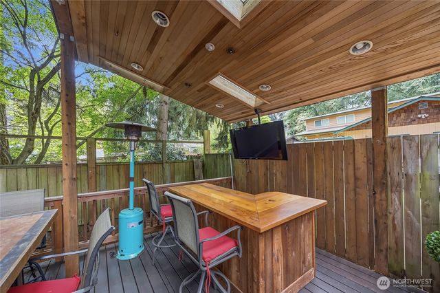 15749 Wallingford Avenue N, Shoreline, WA 98133