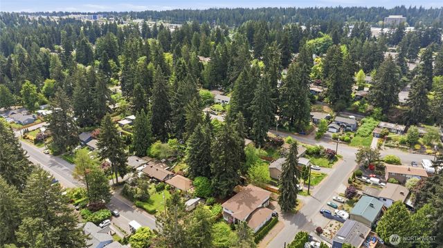 15749 Wallingford Avenue N, Shoreline, WA 98133