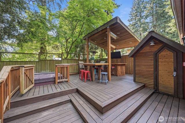 15749 Wallingford Avenue N, Shoreline, WA 98133