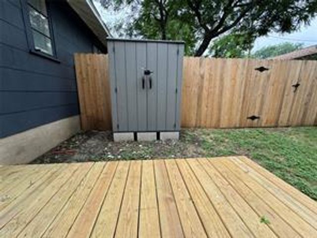 906 E 46th ST C, Austin, TX 78751