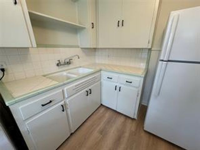 906 E 46th ST C, Austin, TX 78751