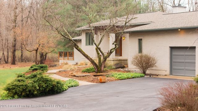 1879 Culver Hill Drive, Williamston, MI 48895