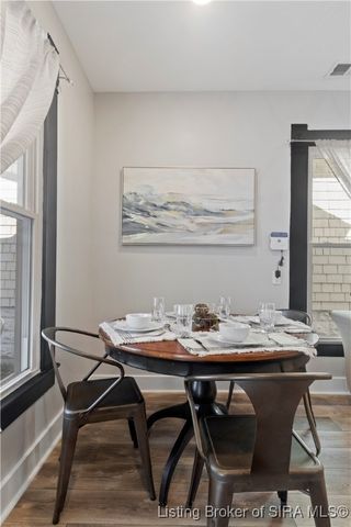 934 E Court Avenue, Jeffersonville, IN 47130