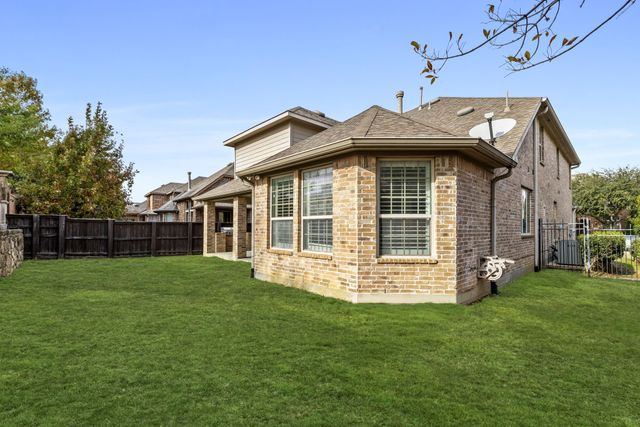 108 Guadalupe Drive, Irving, TX 75039