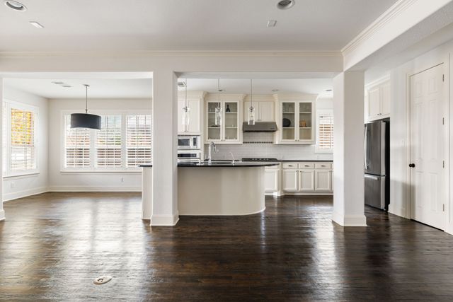 108 Guadalupe Drive, Irving, TX 75039