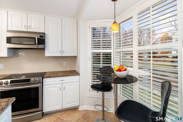 100 South Avenue, New Canaan, CT 06840