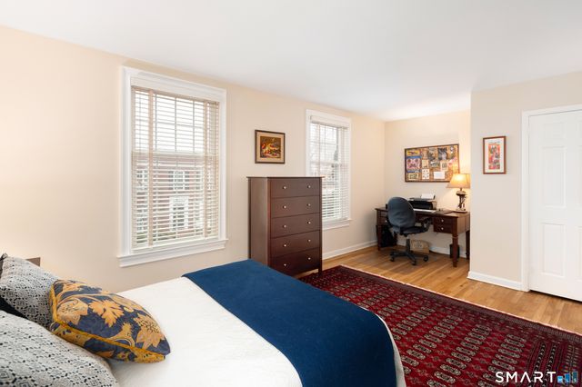 100 South Avenue, New Canaan, CT 06840